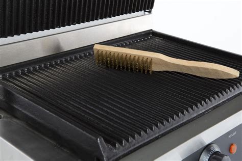 Grill Panini Lectrique Medium Rainur E X Combisteel