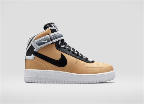 Riccardo Tisci X Nike R T Air Force 1 Beige Collection Le Site De La Sneaker