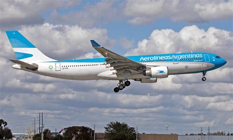 Lv Fvi Airbus A Mia Aerolineas Argentinas On Fi Flickr