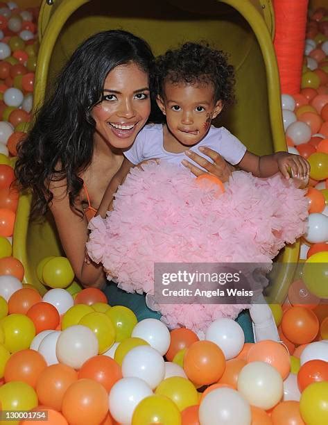 Jennifer Freeman Daughter Photos and Premium High Res Pictures - Getty ...