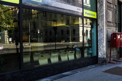 Poste Italiane Ai Nastri Di Partenza Privatizzazione Meloni Le Azioni