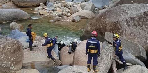 Ni As Hallan El Cuerpo Sin Vida De Una Ni A En Antioquia Hab A