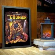 Quadro Moldura The Goonies Steven Spielberg Os Goonies X Cd