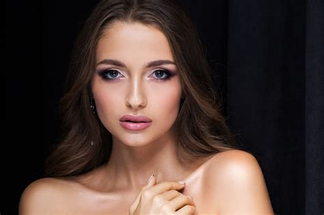 Premium Photo Beauty Portrait Of A Beautiful Brunette On Black