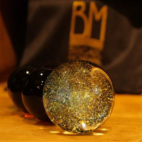 CRYSTAL DELIGHTS Dildo Rainbow Brigade Mondaine