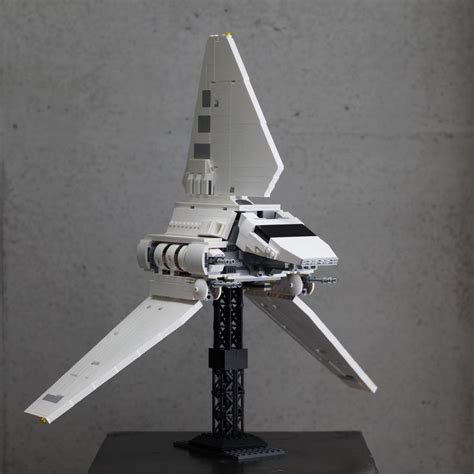 Lambda Class T 4a Shuttle Lego Star Wars Lego Pictures Lego Sculptures