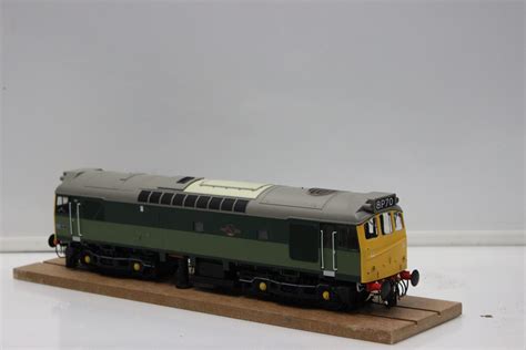 Heljan O Gauge 2556 Class 25 Uk Model Railway Locomotives Rolling Stock And Accessories