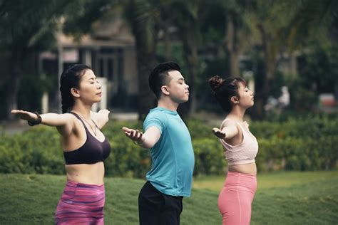 Free Photo Outdoor Yoga Practice
