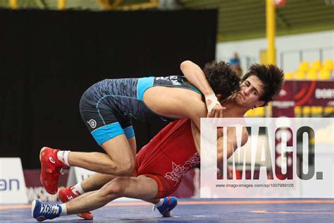 Junior European Championships Edmond Armen NAZARYAN (BUL) df. Arslanbek ...