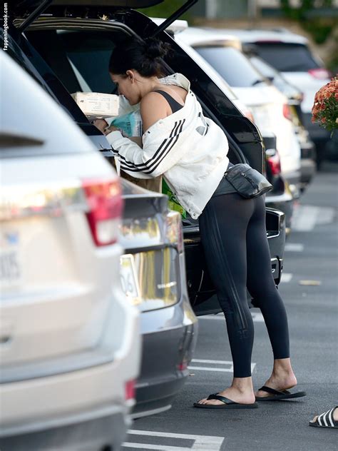 Nikki Bella Nude OnlyFans Leaks Fappening Page 4 FappeningBook