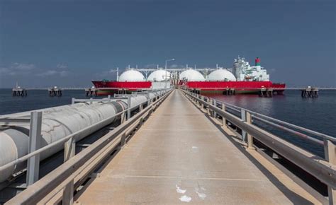 Oman Lng Signs Sale And Purchase Agreement With Bp