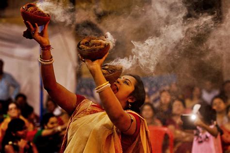 Photo Feature 25 Pictures Of Durga Puja In Kolkata