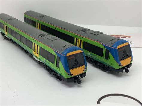 Bachmann OO 32 451 Class 170 5 Turbostar 2 Car DMU 170515 Central