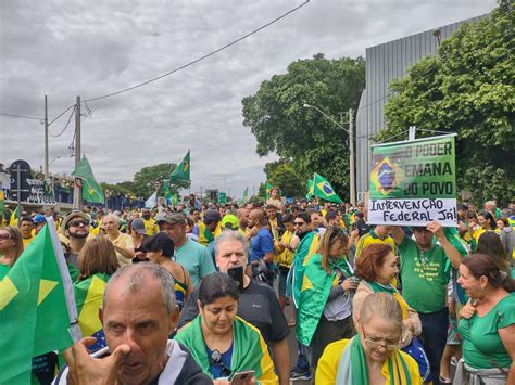 Protesto Em Frente Ao Tiro De Guerra Em Rio Preto Eleitores De