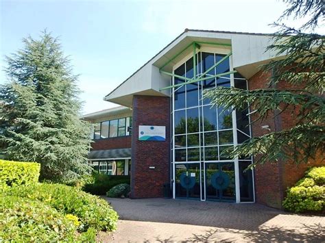 To Let Unit B The Crescent Jays Close Basingstoke Rg22 4bs Proplist