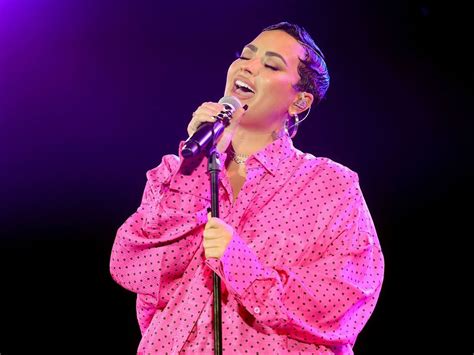 Demi Lovato Films First Sex Scene Toronto Sun