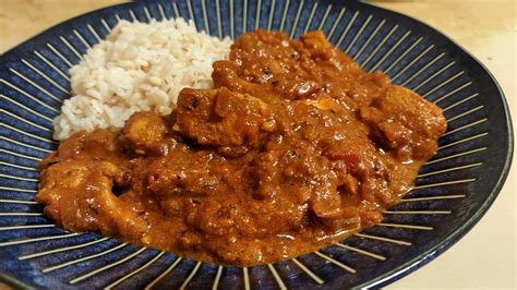 【カレー粉で作る】鶏むね肉のスパイスカレー【ダイエットレシピ】 おうちごはんを楽しむブログ