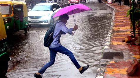 Delhi Heavy Rain Causes Waterlogging Traffic Snarls