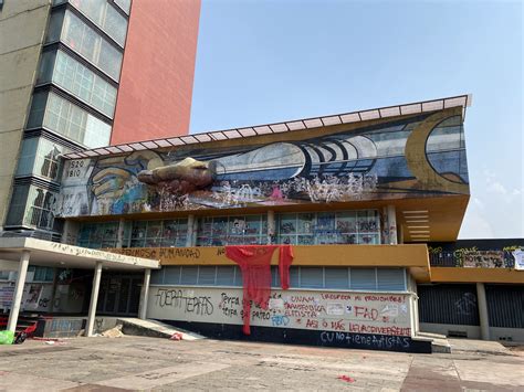 DAÑAN MURAL DE DAVID ALFARO SIQUEIROS Journalmex