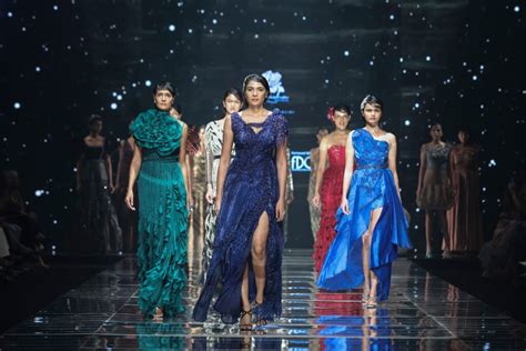 Geisha Designs Brought The Grandeur Of Evening Occasion Wear To Centre