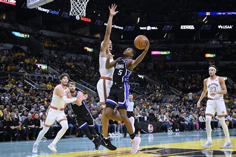 NBA: De'Aaron Fox's season-high 43 leads Kings past Spurs | Inquirer Sports