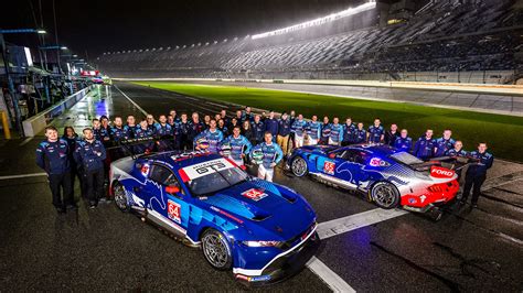 Ford brings the Mustang GT3 and GT4 to Daytona – tasnimpub