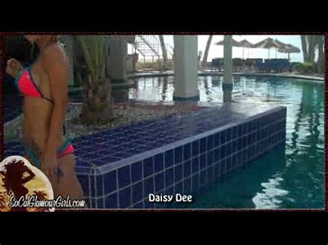 Hot Blonde Bikini Webcam Girl Xvideos