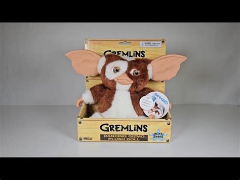 Neca Dancing Singing Gizmo From Gremlins Youtube