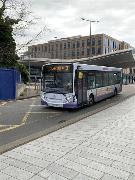 First Beeline Berks 44560 YX63LKV Route 3 Slough B Flickr