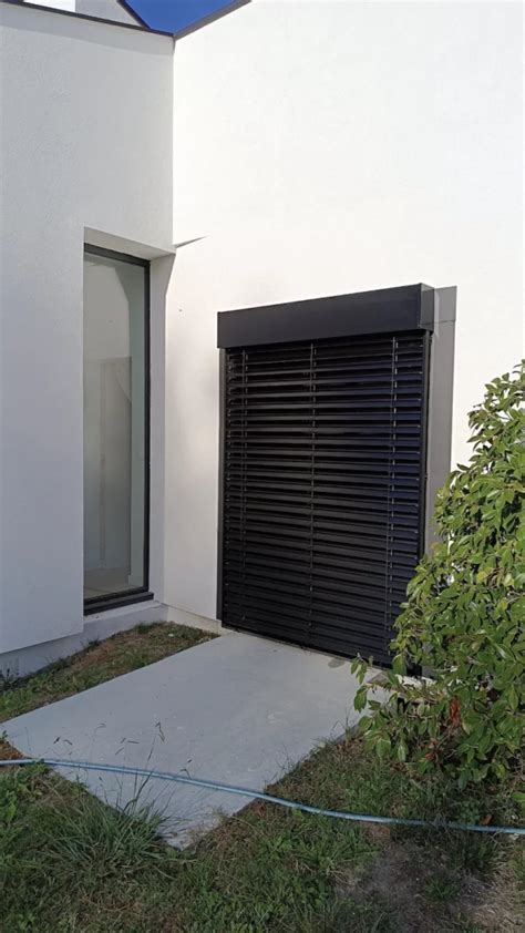 Pose D Un Brise Soleil Orientable Avec Caisson Ext Rieur Saint