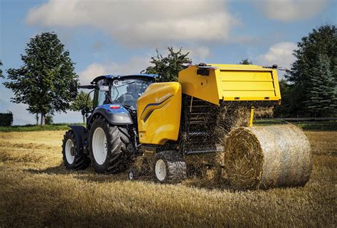 New Holland Lanza La Nueva Rotoempacadora De