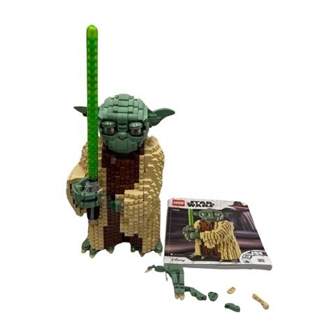 STAR WARS LEGO YODA 75255 with instruction book. (s)