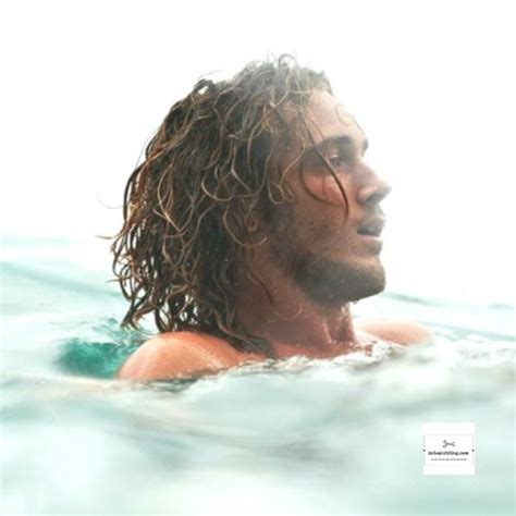 Surfer Hair For Men: 21 Cool Surfer Hairstyles (2019 Guide)