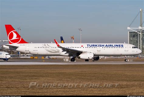 Tc Jtg Turkish Airlines Airbus A Wl Photo By Michael Pavlotski