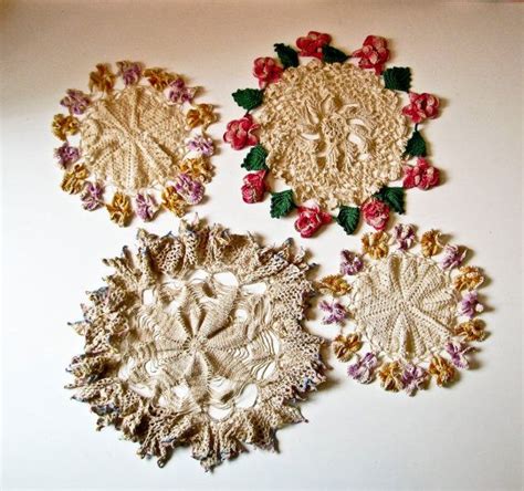 4 Crocheted Doilies Flowers Leaves Round Doilies | Etsy | Doilies ...