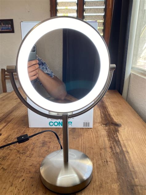 Espejo Doble Cara Maquillaje Luz Led Y Aumento 1x 10x Conair Meses