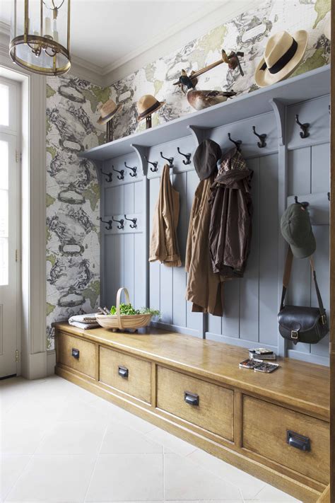 English Country Mudroom Design Boot Room Country House Decor