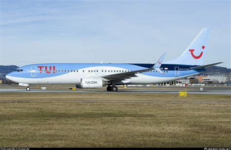 G FDZD TUI Airways Boeing 737 8K5 WL Photo By Christian Jilg ID