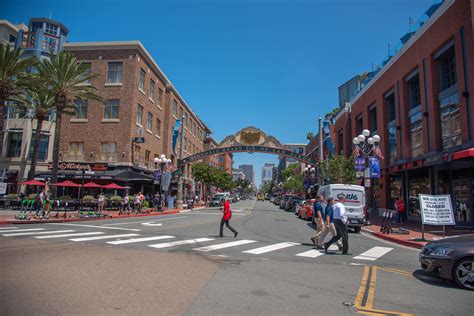 The Complete Guide to San Diego's Gaslamp Quarter