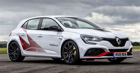 10 Hot Hatchbacks That Are More Fun To Drive In The Real World Than