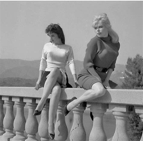 Beautiful Sexy Retro Vintage NSFW 532579166386389321 120 Porn Pic