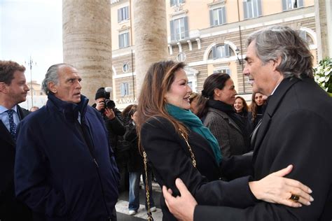 L Ultimo Saluto A Ira Von F Rstenberg Le Foto Di Pizzi Formiche Net