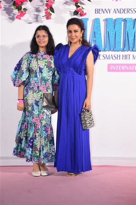 Bollywood Stars Grace Grand Opening Of Mamma Mia Show At Nmacc Oneindia