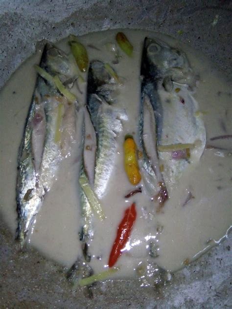 Resipi Ikan Kembung Masak Lemak Putih Guna Ikan Segar Lagi Sedap