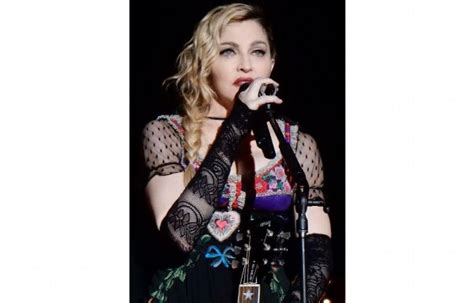 Madonna Inaugura Un Hospital De Niños En Malawi