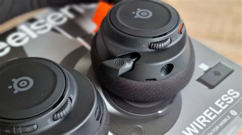 SteelSeries Arctis Nova 7 Review (Gaming Headset) | Qualbert