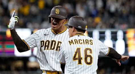 Padres Stun 111 Win Dodgers Advance To Nlcs Vs Phillies With Comeback