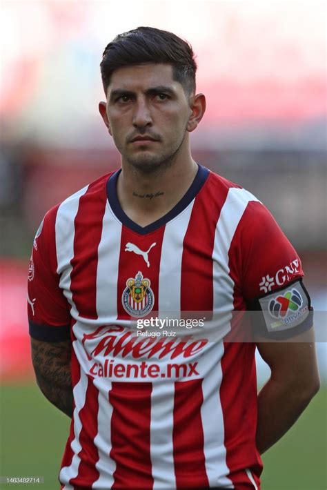 Pin de 𝐽𝑎𝑧 en 𝓉𝓌ℴ 𝓌ℴ𝓇𝓁𝒹 en 2024 Imagenes chivas Chivas rayadas