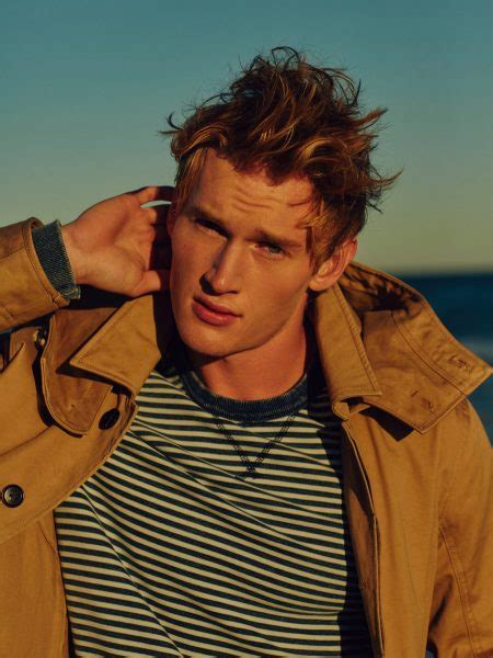 On The Coast Abercrombie Fitch Rounds Up Summer Styles The Fashionisto