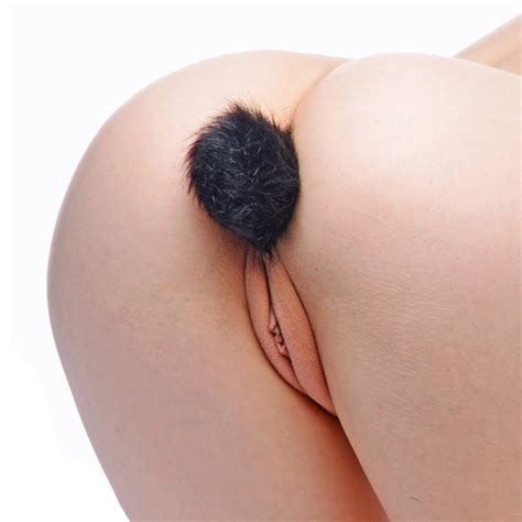 Plug Anal Em Metal Cm Pompom Preto Loja Pimenta